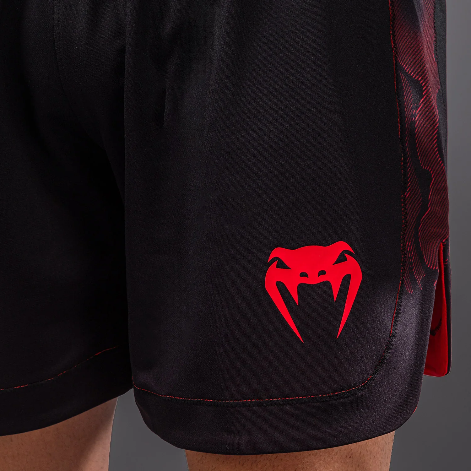 Venum Spectre Boxshorts – Schwarz/Rot - Image 6