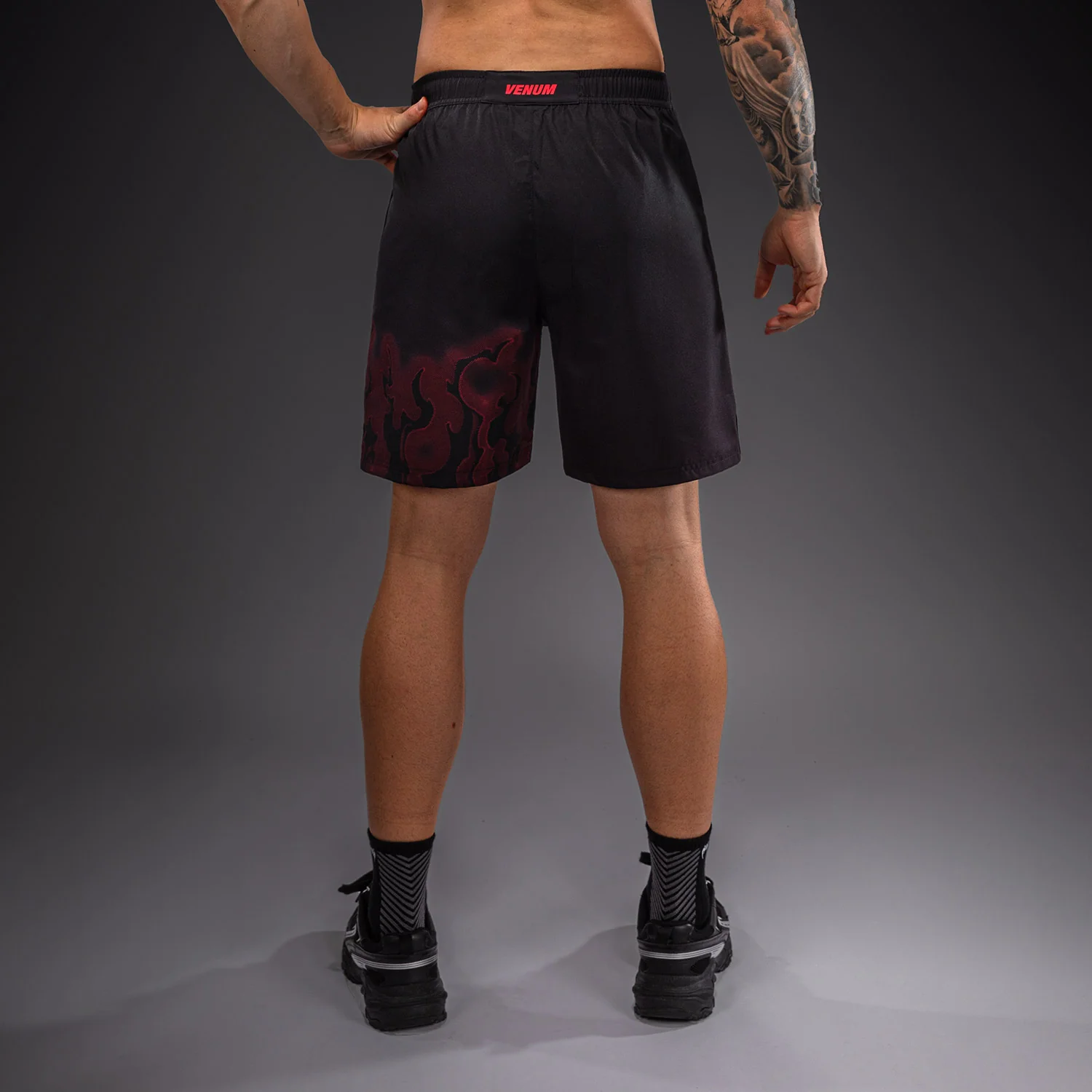 Venum Spectre Trainingsshorts – Schwarz/Rot - Image 4