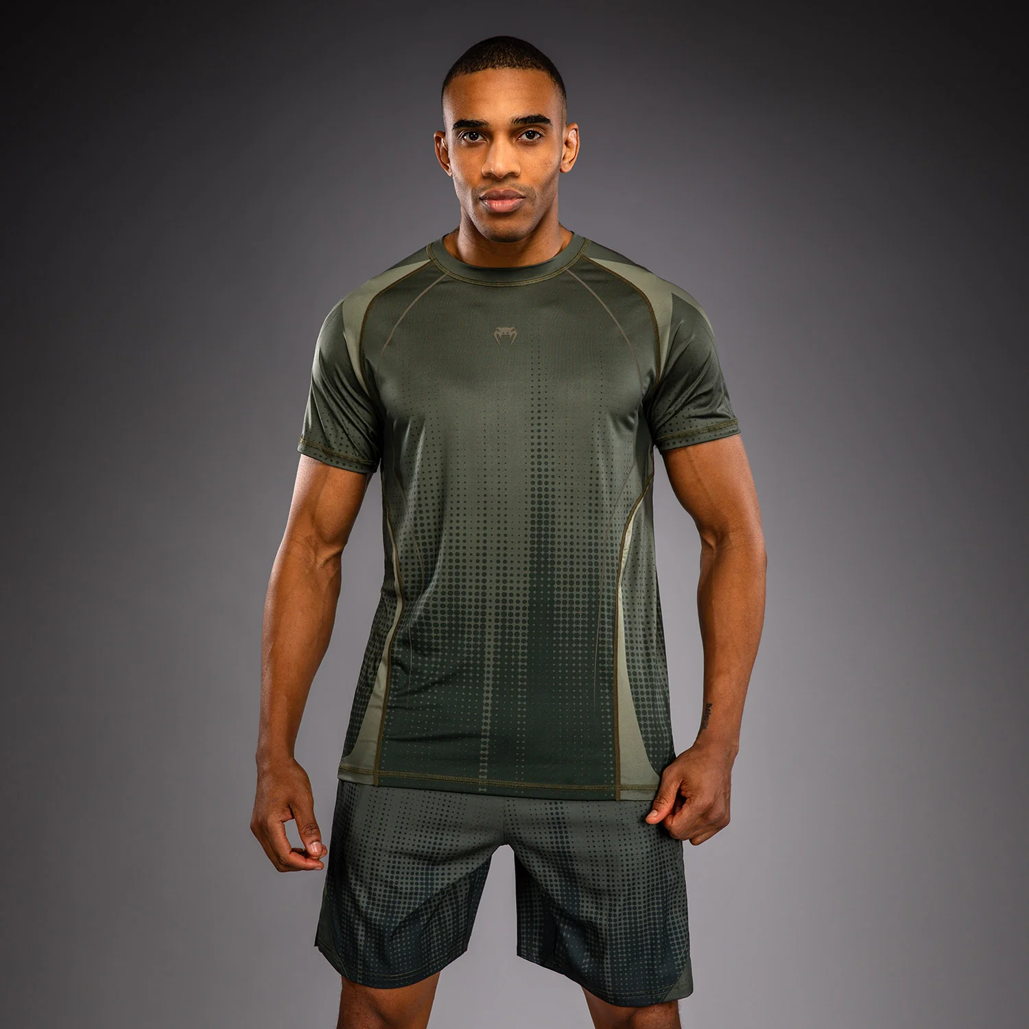 Venum Stealth Dry-Tech-T-Shirt – Khaki/Dunkelgrün