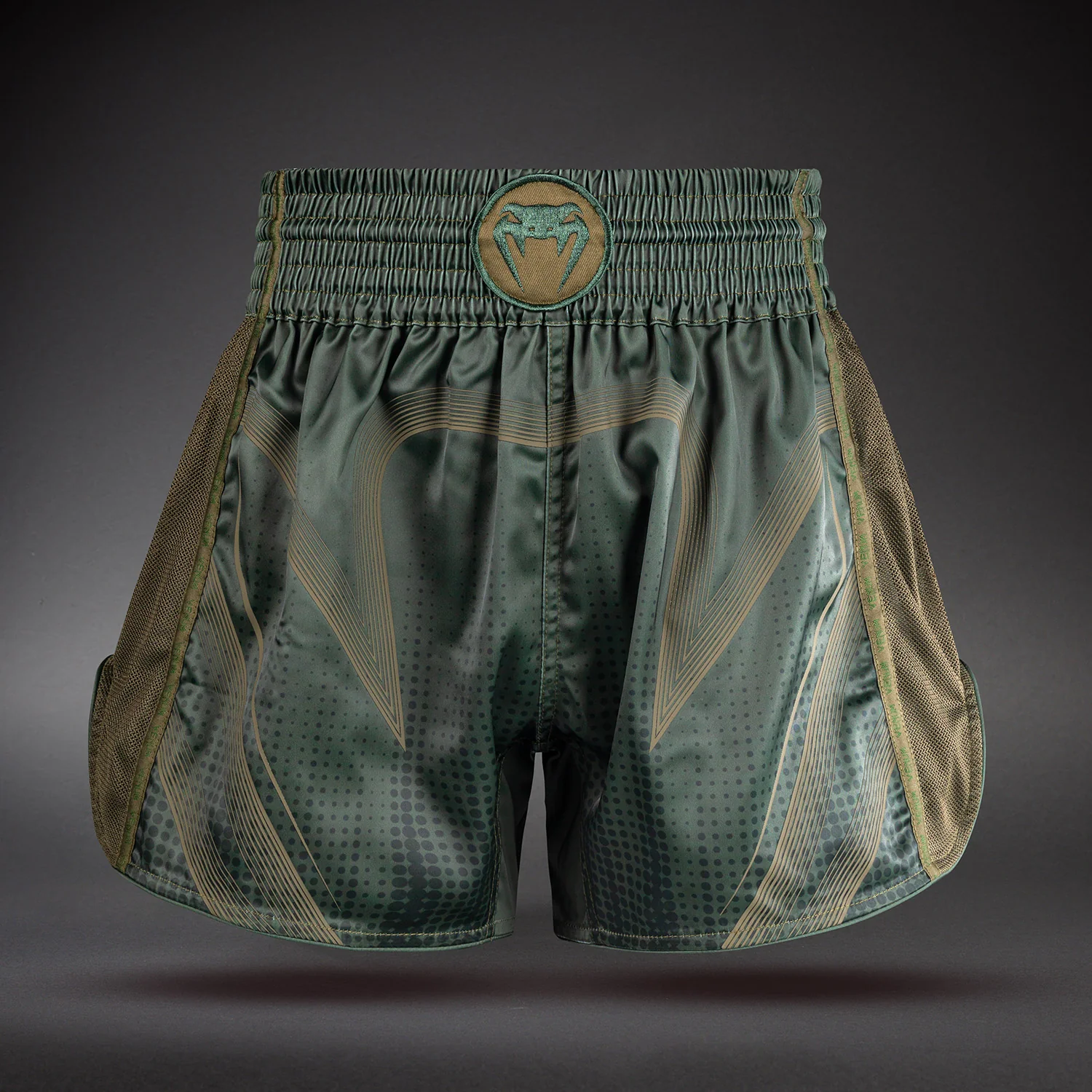 Venum Stealth Muay-Thai-Shorts – Khaki/Dunkelgrün