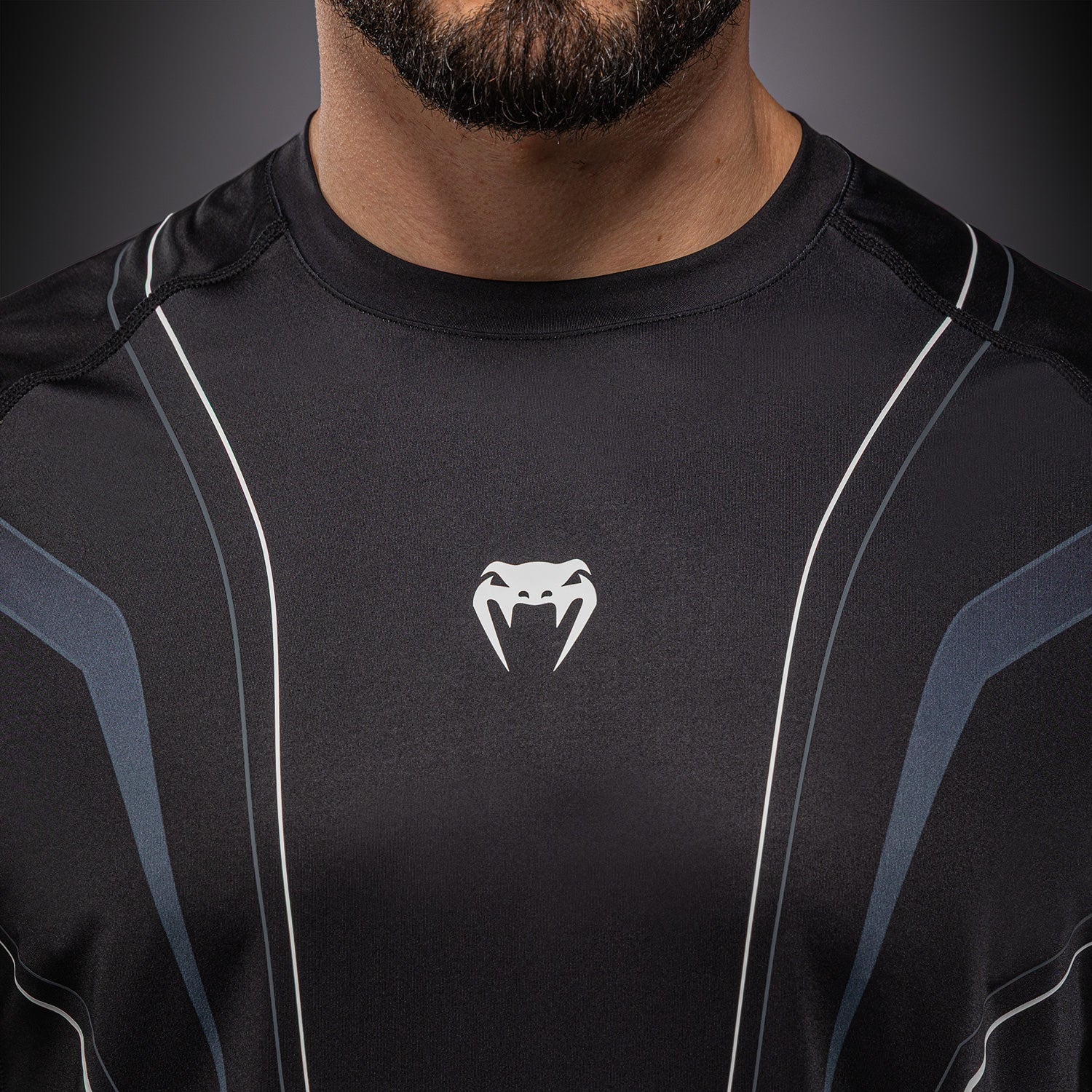 Venum Streamline Dry-Tech T-Shirt – Schwarz/Weiß - Image 8