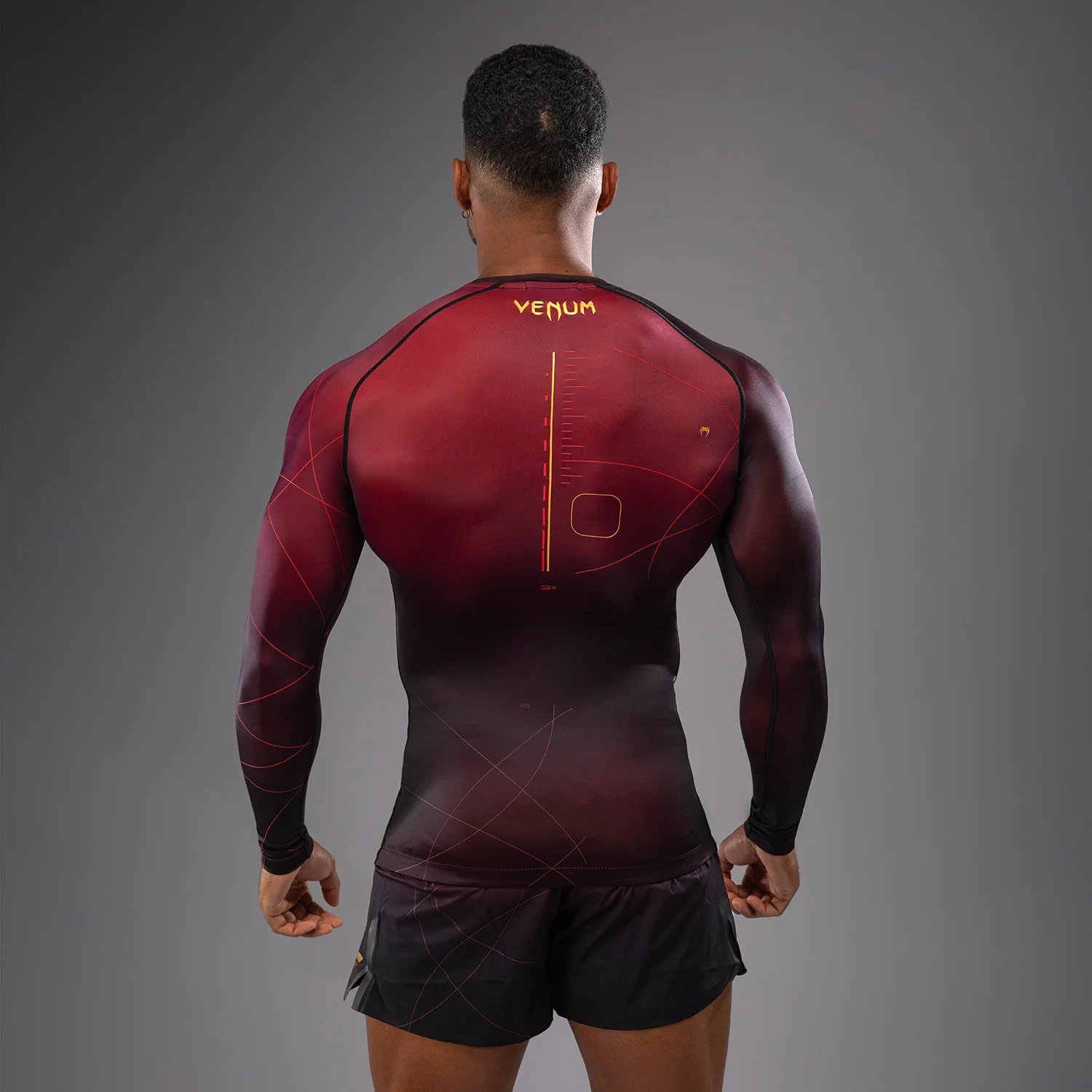 Venum Tactical XT Herren Langarm Rashguard - Schwarz/Burgund/Gold - Image 3