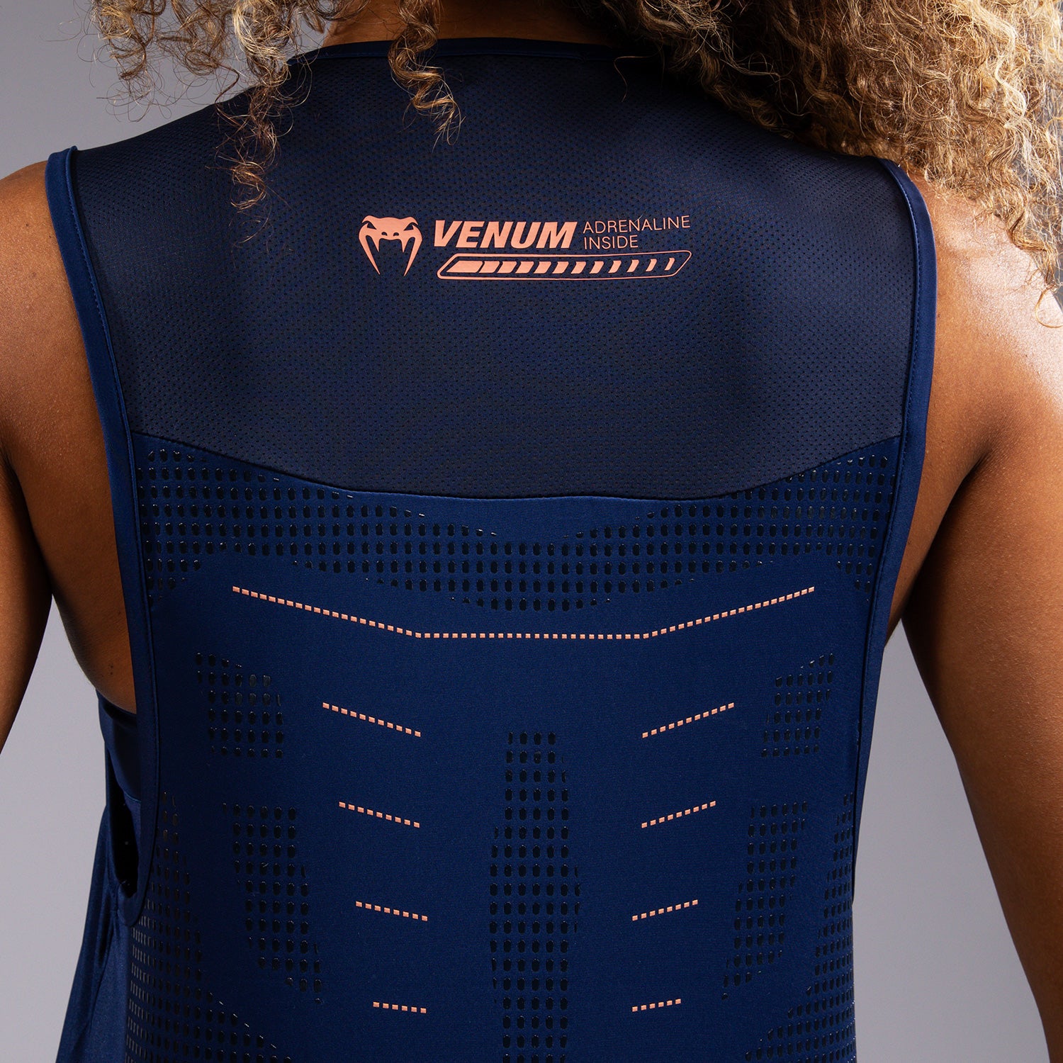 Venum Technical 3.0 Damen Dry Tech Tank Top - Nachtblau - Image 7