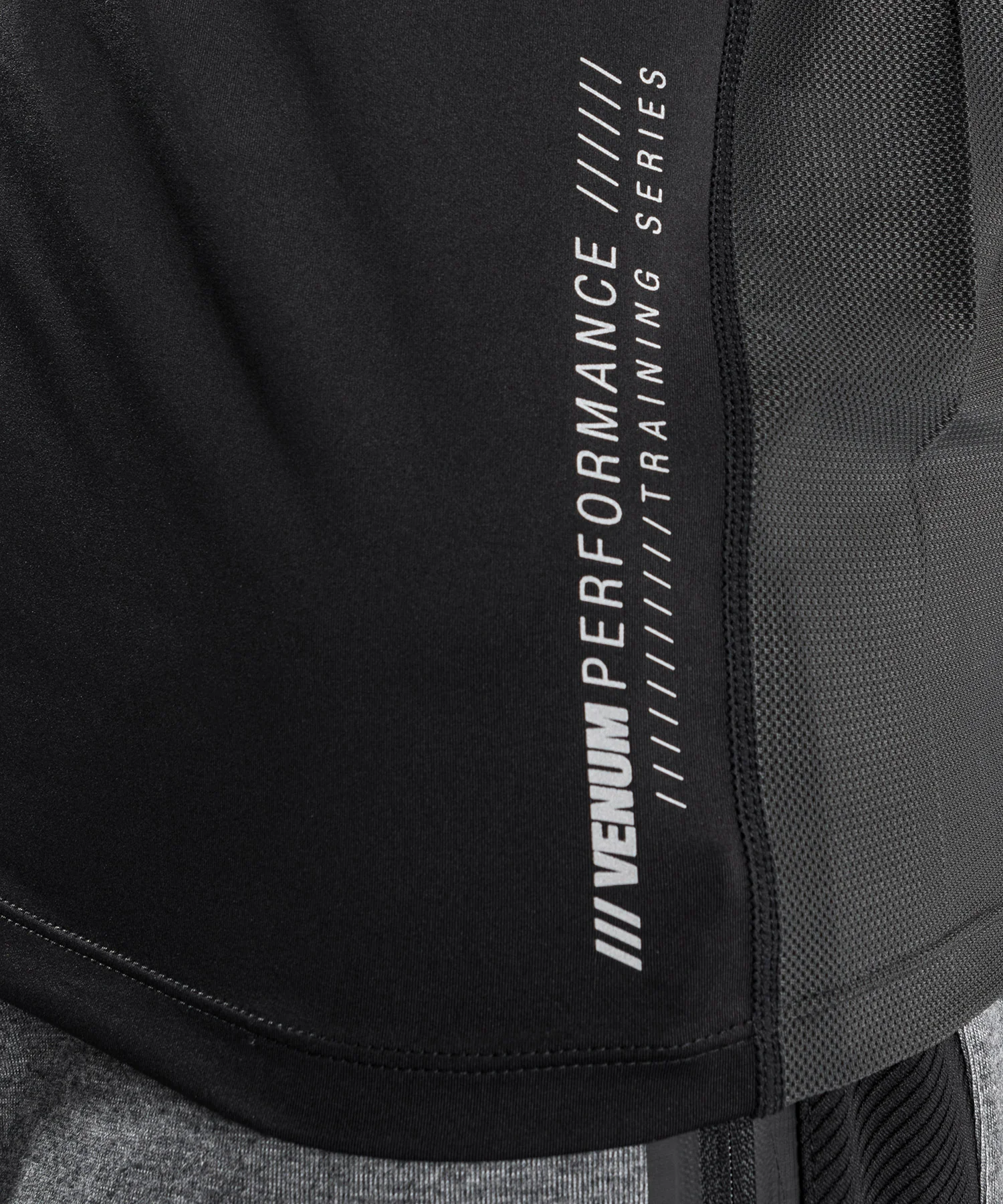 Venum Tempest 2.0 Dry Tech T-shirt : Schwarz / Grau - Image 5