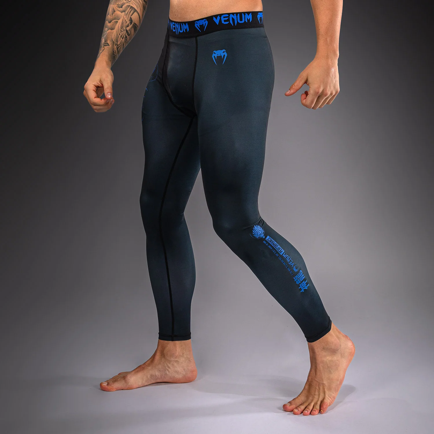 Venum Thunder Dragon Spats – Schwarz/Königsblau - Image 3