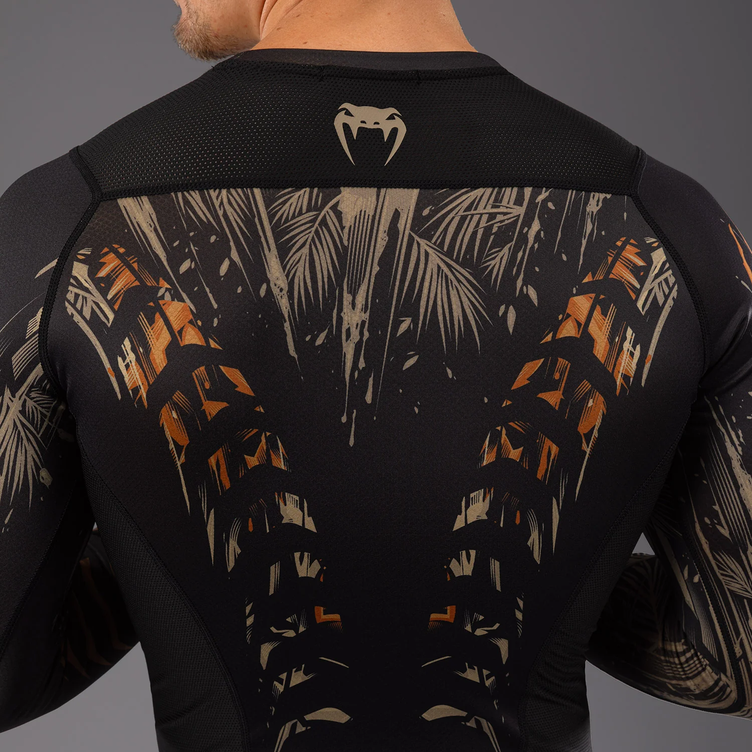 Venum Tiger Herren Langarm Rashguard - Schwarz/Neonorange - Image 7