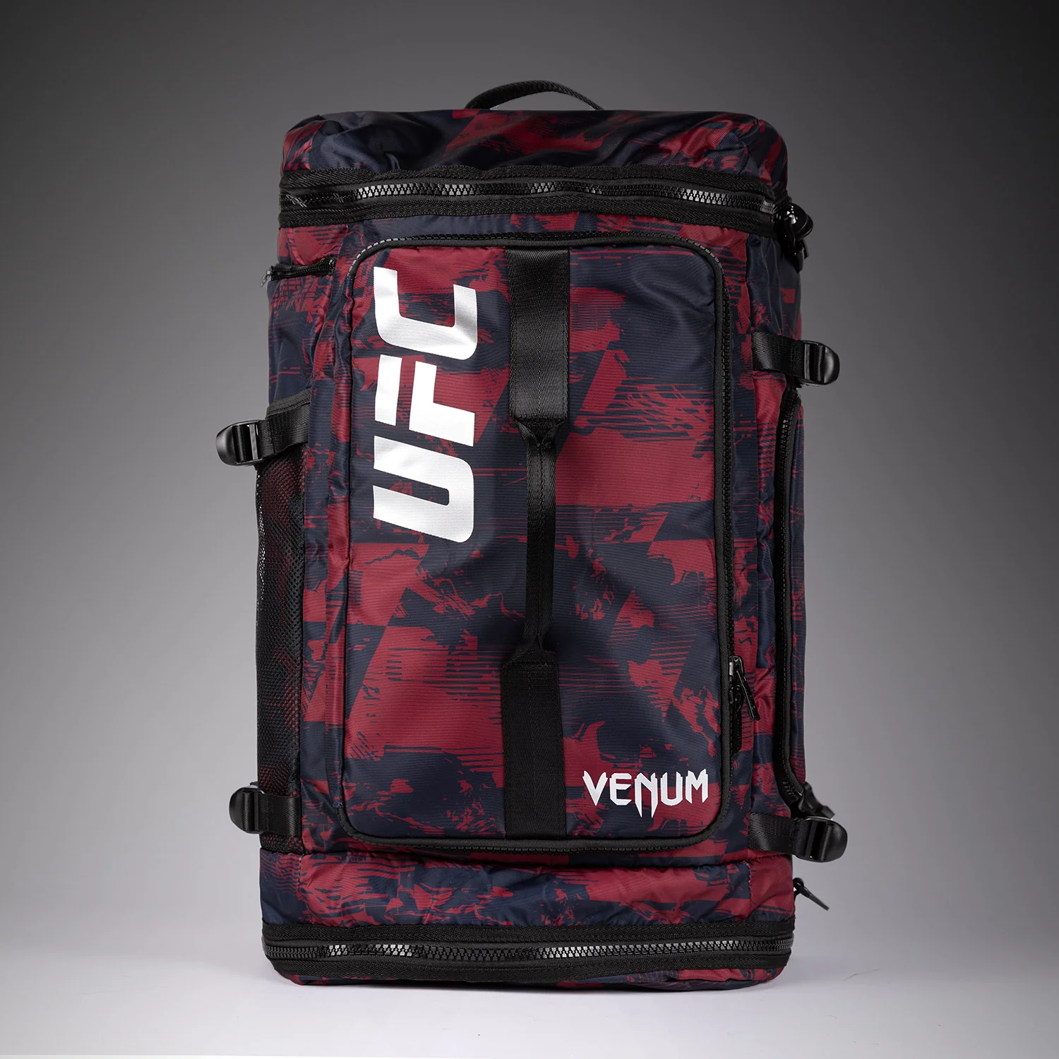 UFC Zenith by Venum Authentic Fight Week Sporttasche - Burgunder (48L)