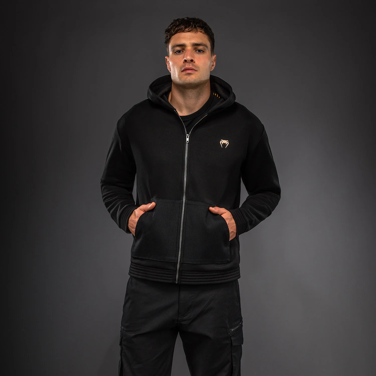 Venum Urban Gi Kapuzenpullover mit Reißverschluss – Schwarz
