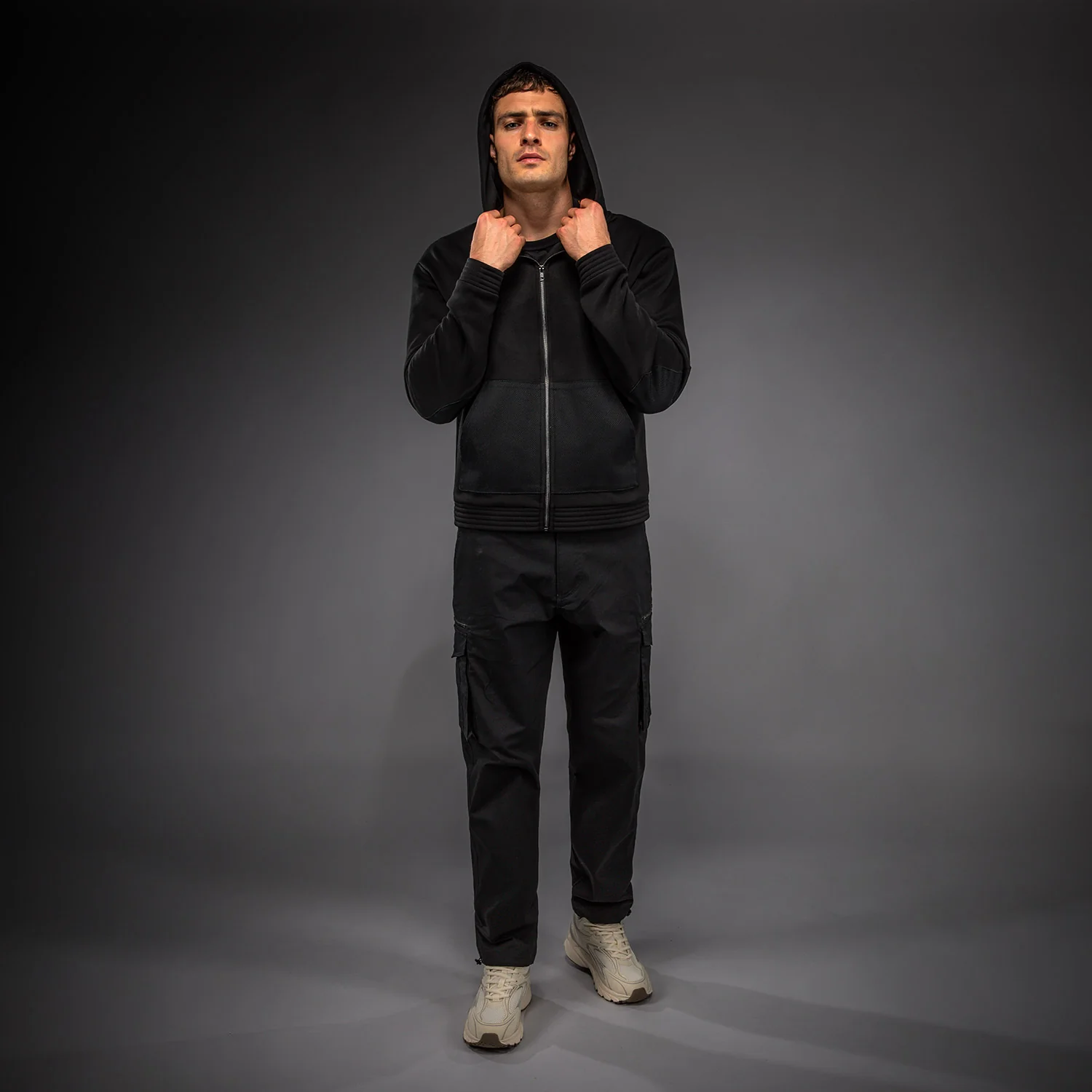 Venum Urban Gi Kapuzenpullover mit Reißverschluss – Schwarz - Image 7