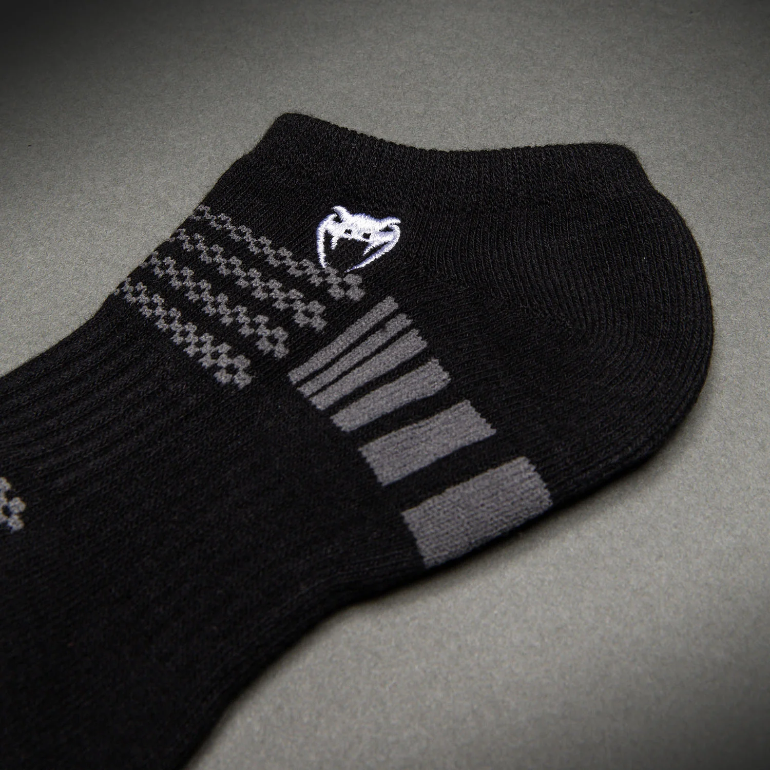 Venum Vector Invisible Socken 3er Pack - Schwarz/Grau - Image 4
