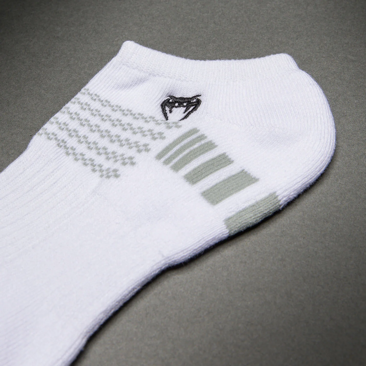 Venum Vector Invisible Socken - Weiß/Grau - Image 4