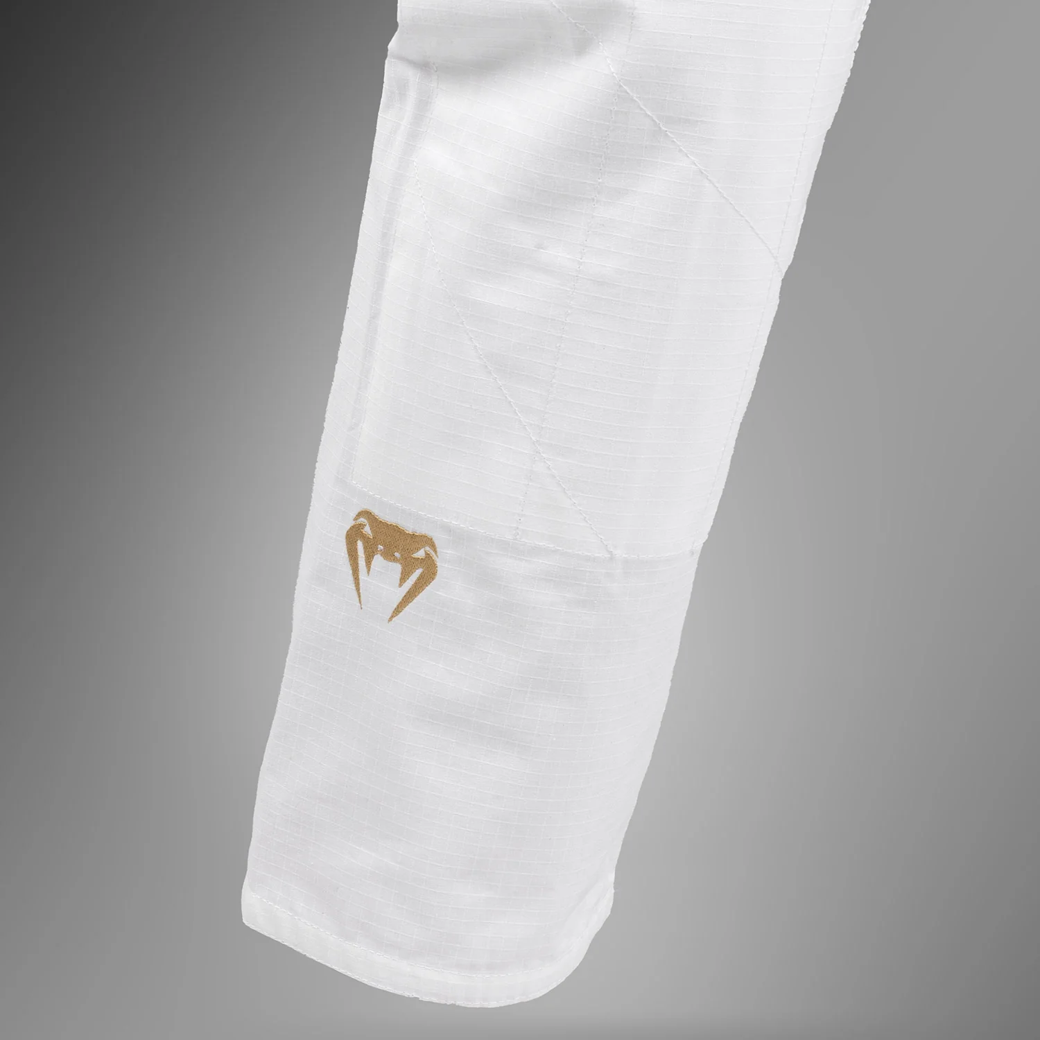 Venum x Assassin’s Creed Shadows BJJ Gi - Weiß/Rot - Image 11