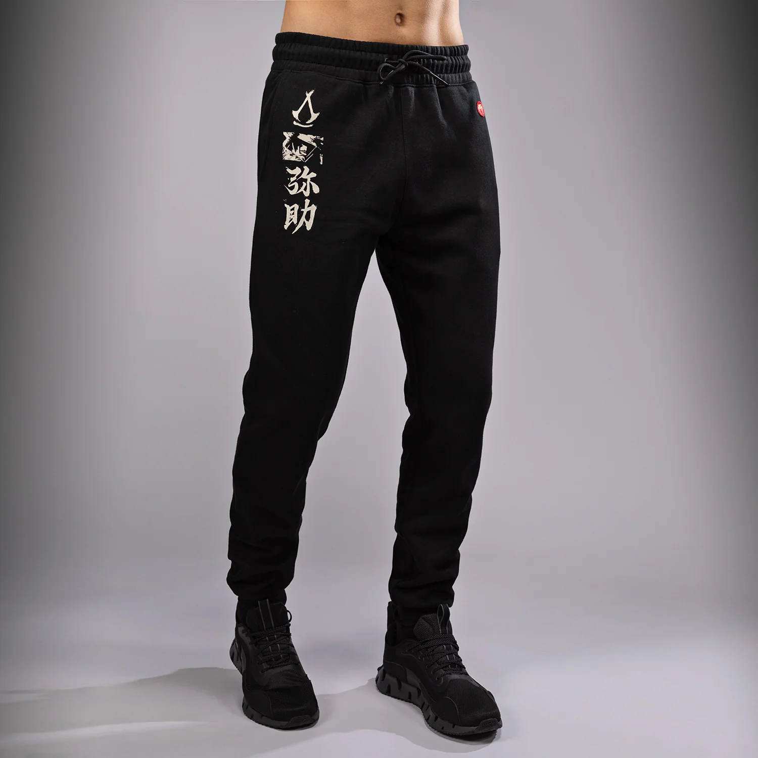 Venum x Assassin’s Creed Shadows Jogger - Schwarz - Image 2