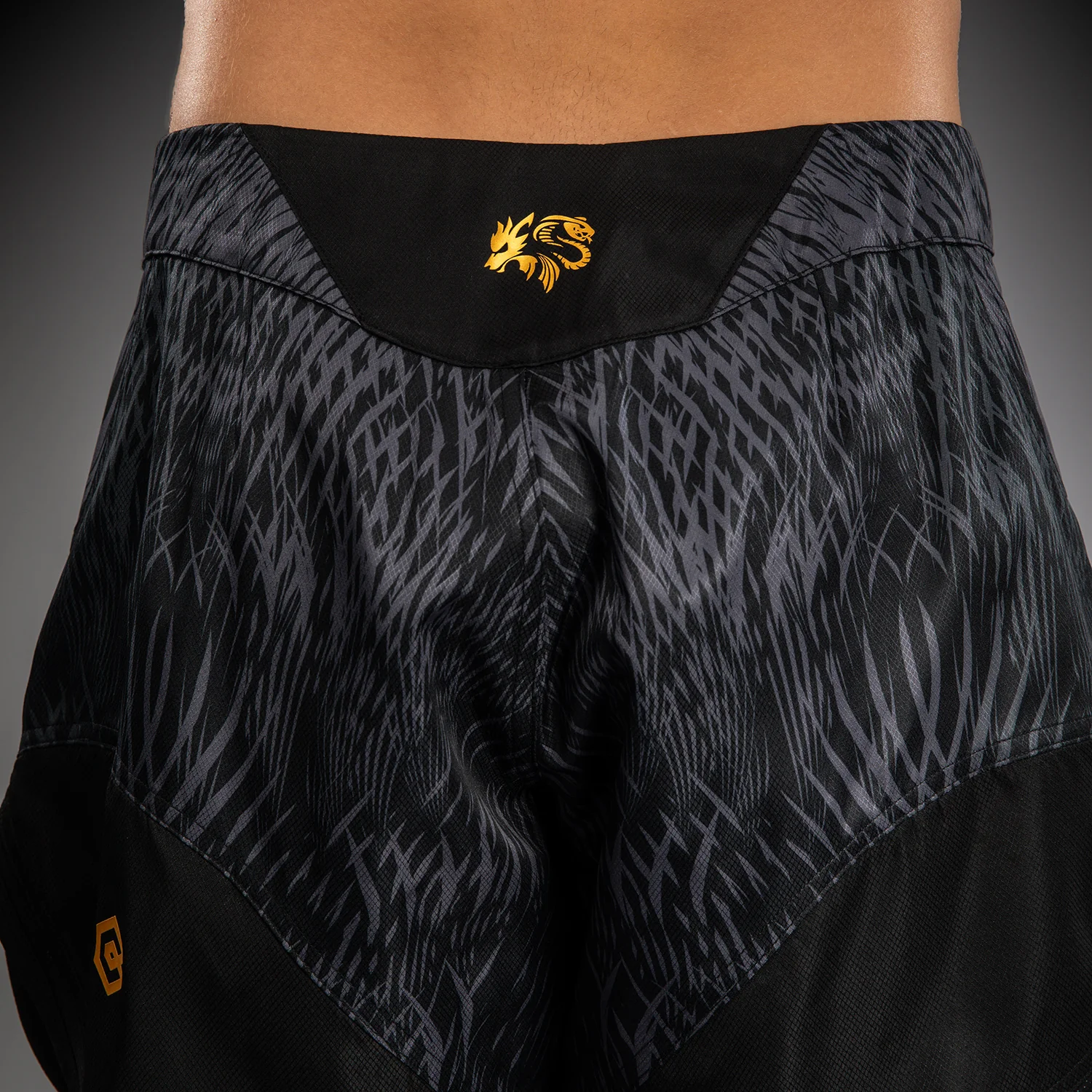 Venum x Chimaev Fightshorts - Schwarz/Grau - Image 8