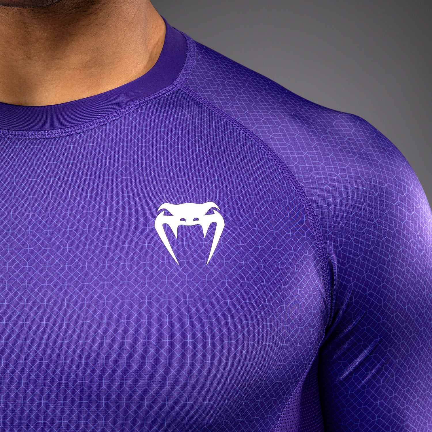 Venum x Roger Gracie Academy Kurzarm Rashguard - Lila - Image 6