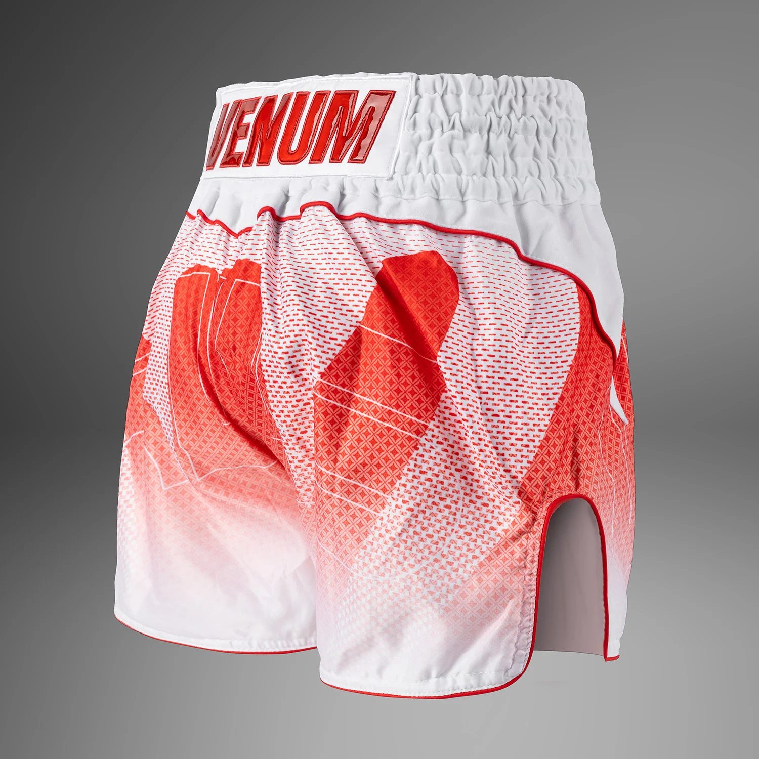 Venum x RWS 2.0 Muay Thai Shorts – Weiß/Rot - Image 4