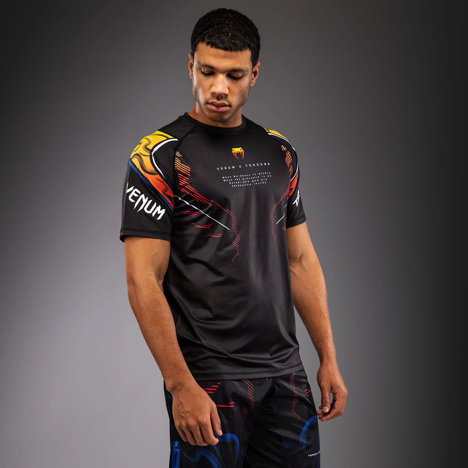 Venum x TEKKEN 8 Dry-Tech T‑Shirt Yoshimitsu - Schwarz/Orange - Image 2
