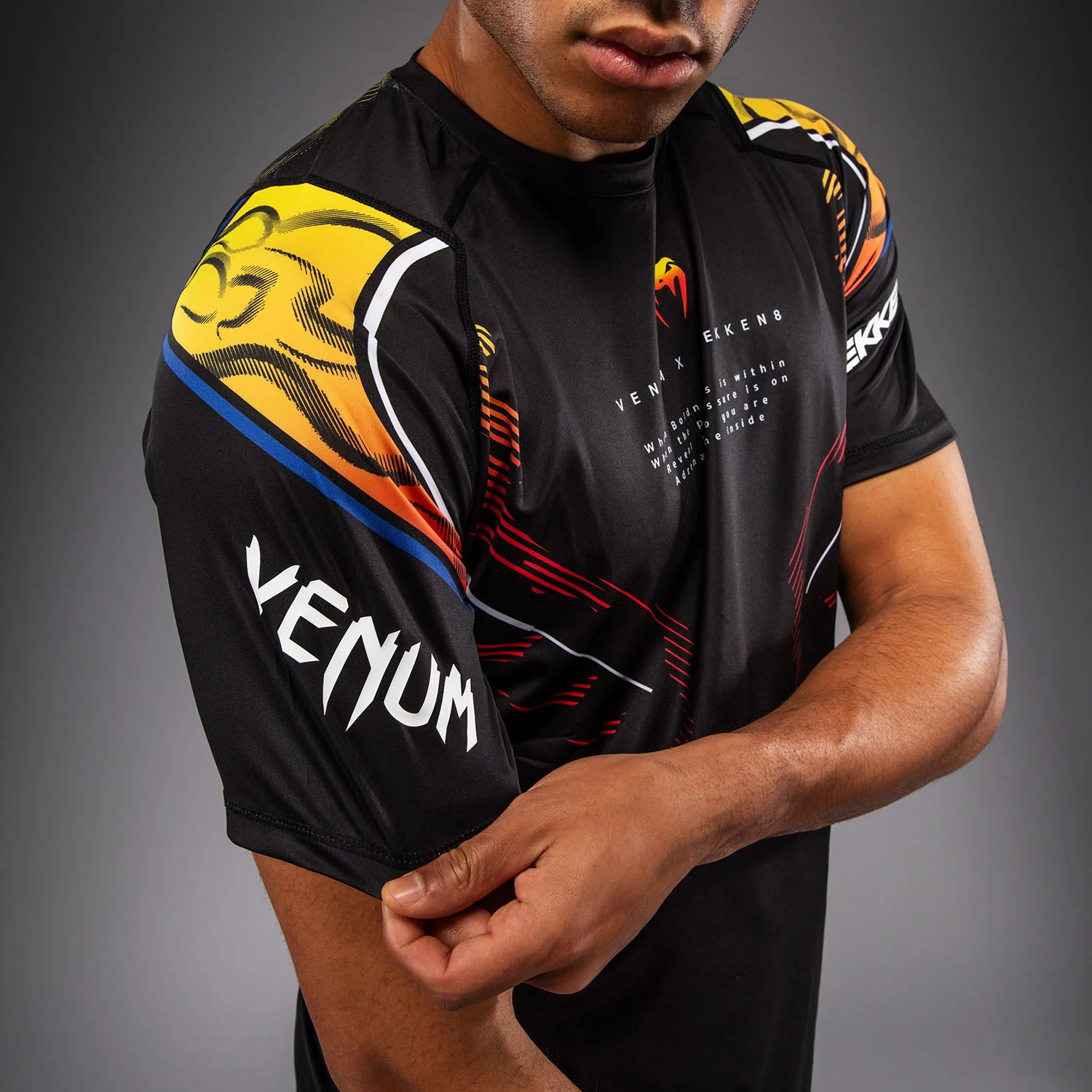 Venum x TEKKEN 8 Dry-Tech T‑Shirt Yoshimitsu - Schwarz/Orange - Image 5