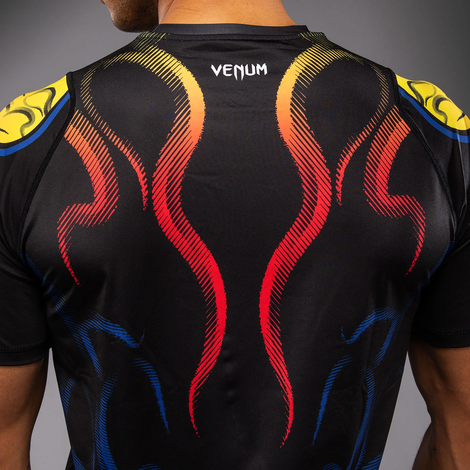 Venum x TEKKEN 8 Dry-Tech T‑Shirt Yoshimitsu - Schwarz/Orange - Image 6