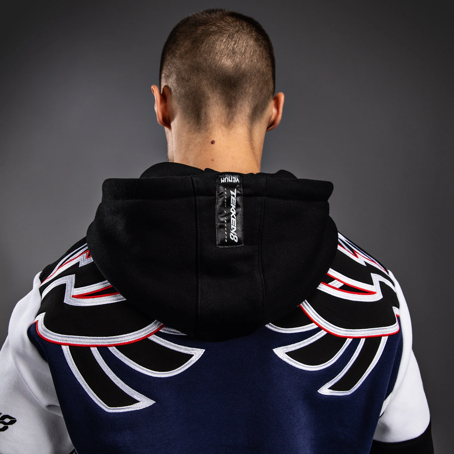Venum x TEKKEN 8 - Jin Kazama Hoodie - Blau/Schwarz/Weiß - Image 10