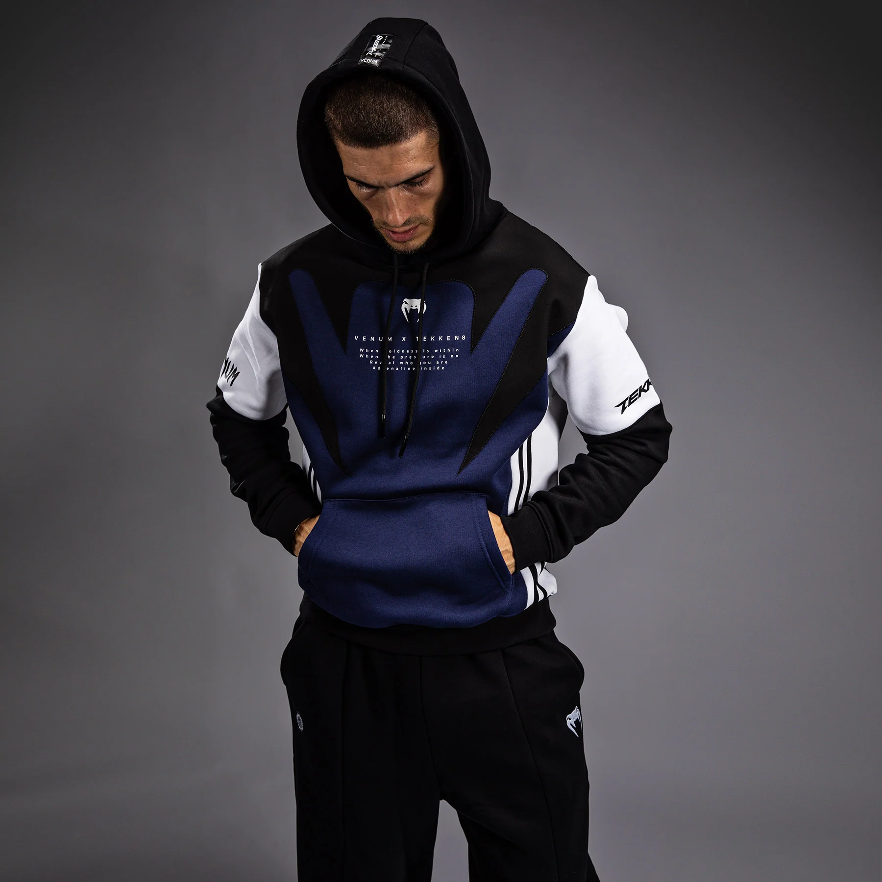 Venum x TEKKEN 8 - Jin Kazama Hoodie - Blau/Schwarz/Weiß - Image 4