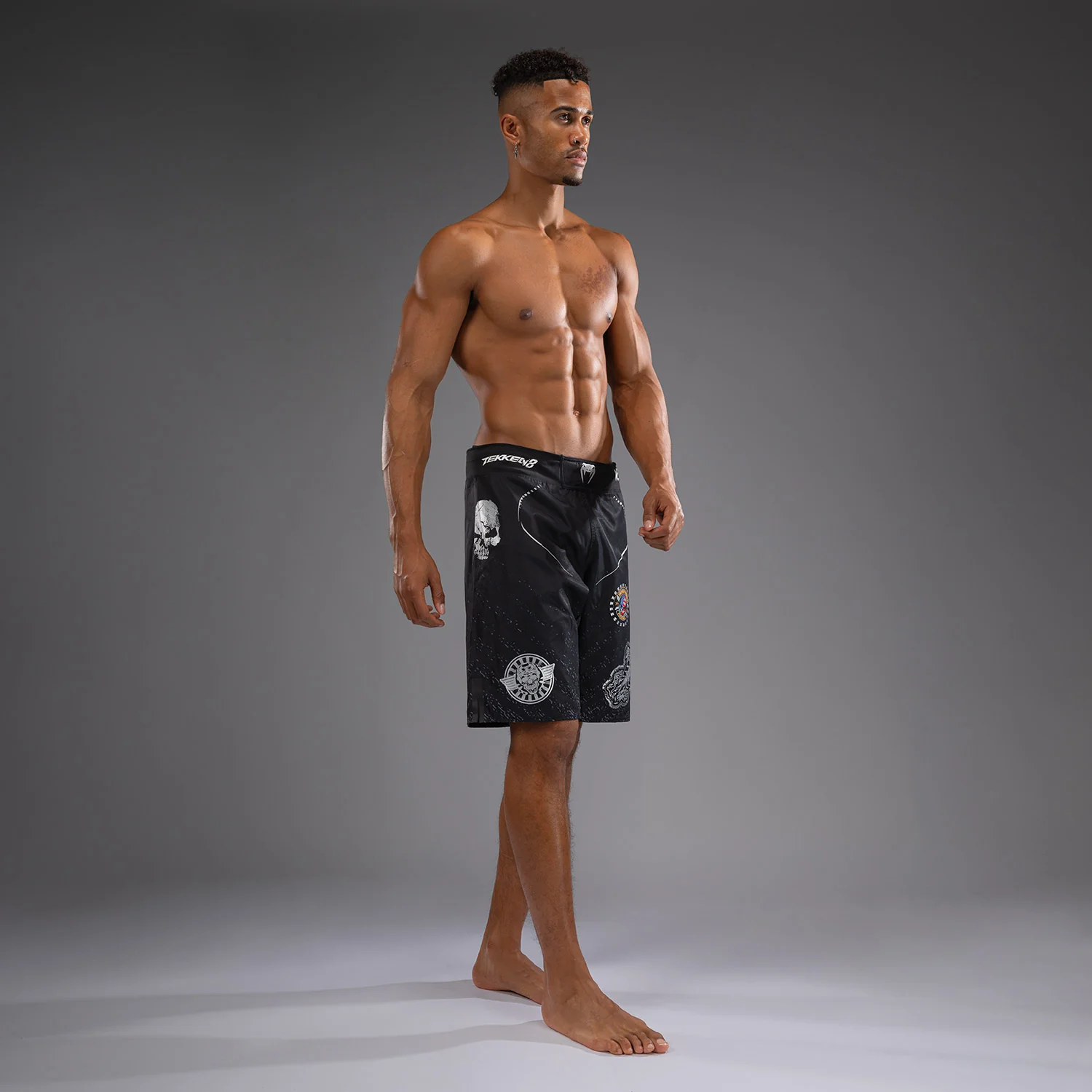 Venum x TEKKEN 8 - Paul Phoenix Fight Shorts - Schwarz - Image 3